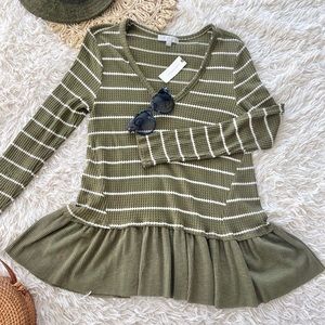 NWT Anthropologie Eri + Ali Thermal Knit Too Short Blouse Tinic Sweater Large